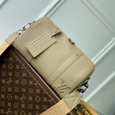 LV Speedy Bags